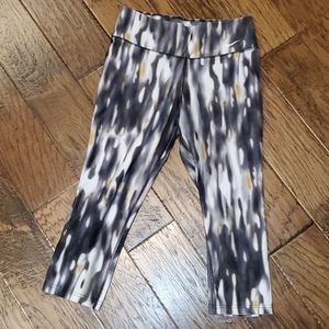 Nike Capri Dri-Fit Leggings
